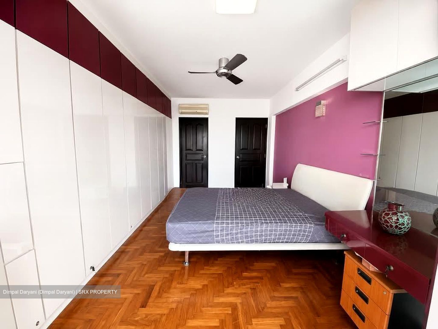 Melville Park (D18), Condominium #558917011
